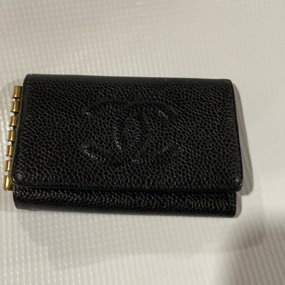 Chanel key holder some key holder missing with code - Picture 1 of 6